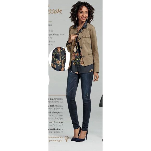 CAbi Daisy button down blouse Sz S - Picture 7 of 7